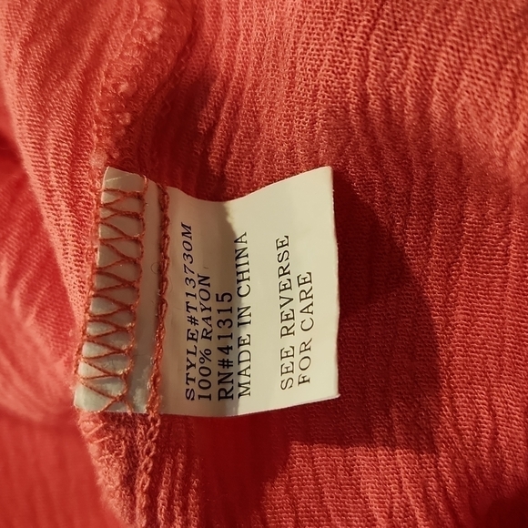 stem & Vine Crepe Ruffle Scoop Neck Top - Picture 4 of 4